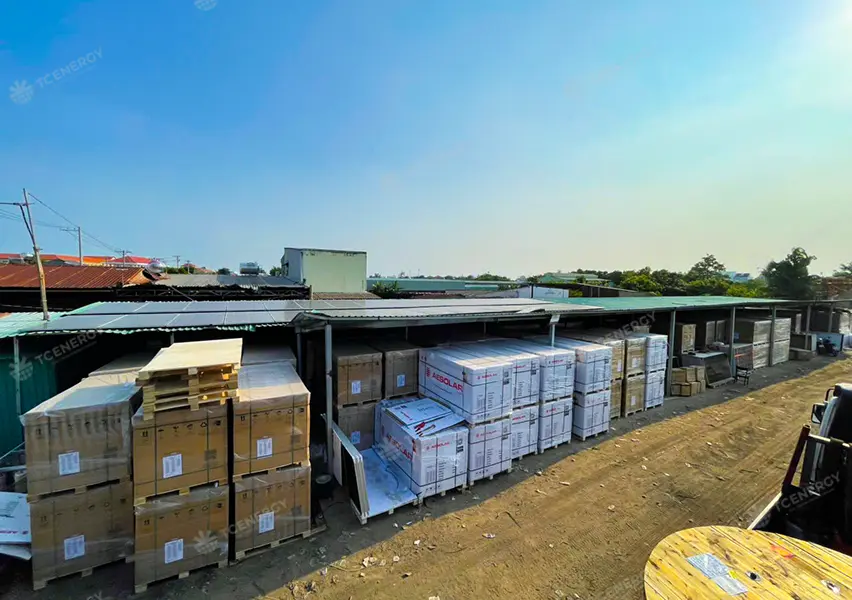 Tấm pin năng lượng mặt trời - ảnh giới thiệu cung cấp vật tư Solar